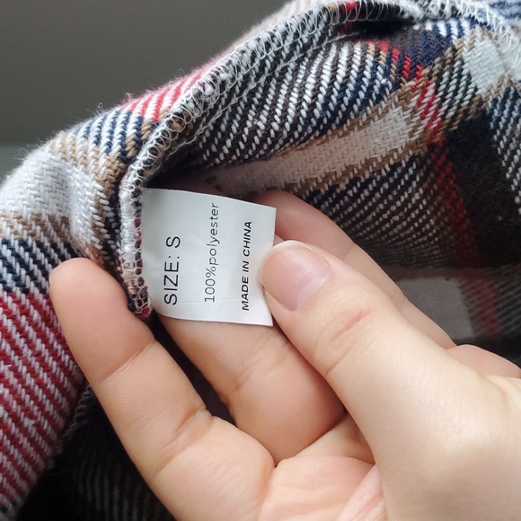 Flannel pattern Shacket - Picture 5 of 6